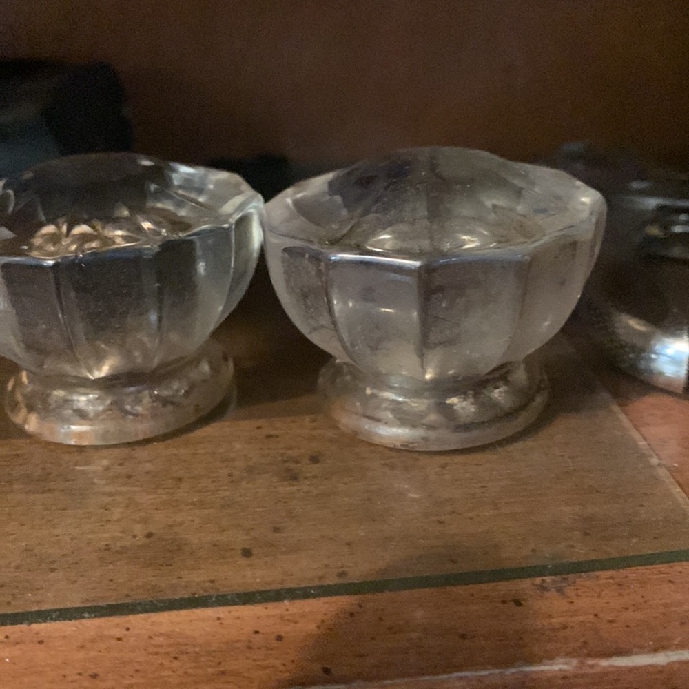 Glass door knobs - Picture 2 of 2